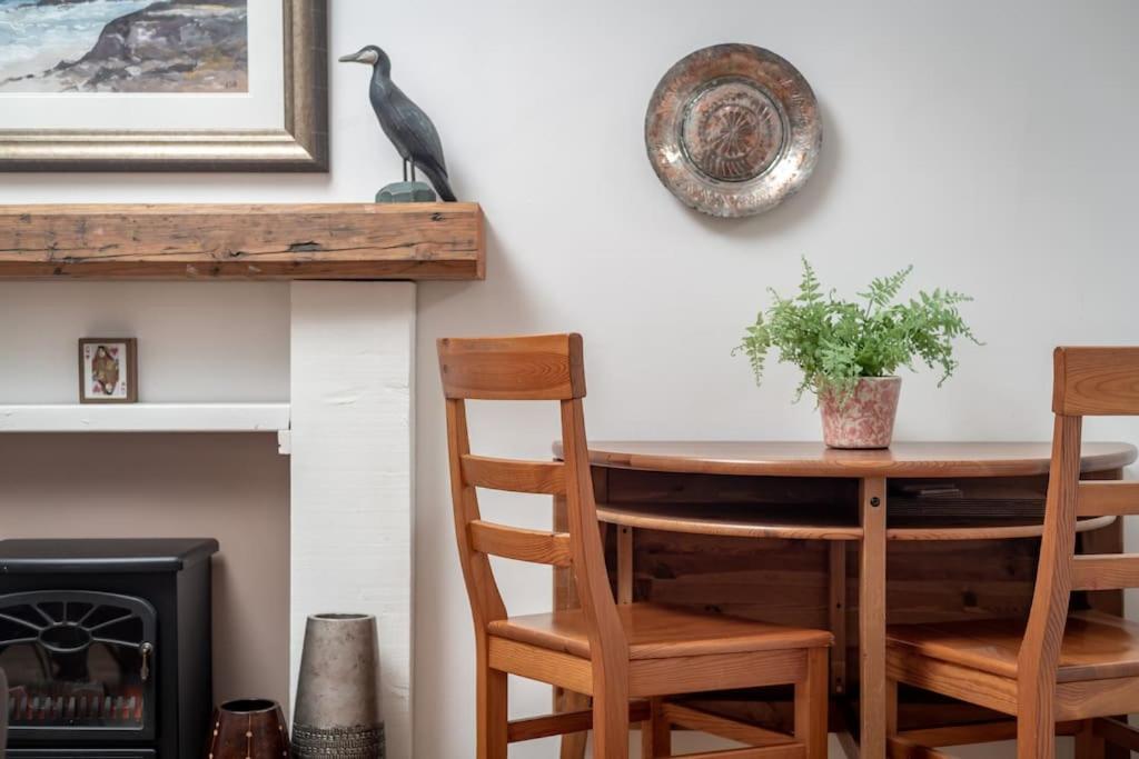 Heather Cottage, 2 Bedroom In クリフ エクステリア 写真